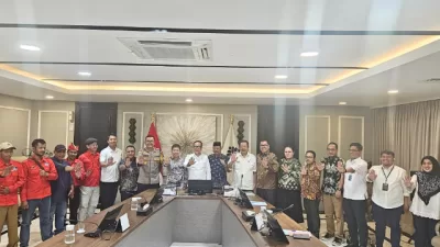 Bertemu Wamenaker, Bupati Sambas Kawal Aspirasi Buruh Sawit Korban PHK