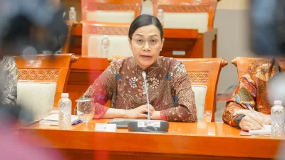 Sri Mulyani Tegaskan Efisiensi Anggaran Tak Pengaruhi Honorer, UKT, dan Beasiswa