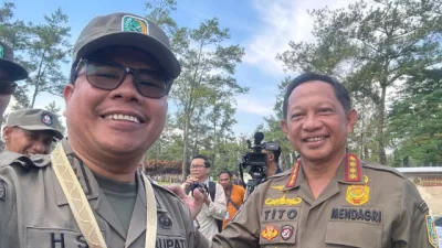 Bupati Sambas, H. Satono, S.Sos.I., M.H., mengikuti retreat kepemimpinan bagi kepala daerah yang diselenggarakan di Akademi Militer, Magelang, Jawa Tengah.