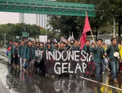 Mahasiswa Se-Indonesia Gelar Aksi ‘Indonesia Gelap’, Sampaikan 13 Tuntutan ke Pemerintah