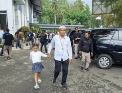 Gubernur Jawa Barat Dedi Mulyadi Menyempatkan Waktu Bersama Putrinya di Akmil Magelang