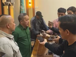 Mahasiswa Pontianak Demo Tuntut Cabut Inpres Efisiensi Anggaran