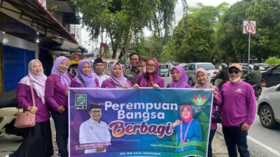 Gelar Aksi Sosial, DPC PKB Kota Pontianak Berbagi Takjil