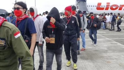 WNI korban online scam di Myanmar tiba di Tanah Air (Foto by: Grandyos Zafna/detikcom)