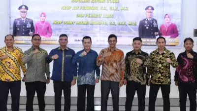 Bupati Kayong Utara, Romi Wijaya bersama Wakil Bupati Kayong Utara Amru Chanwari menghadiri acara Kenal Pamit Kapolres Kayong Utara