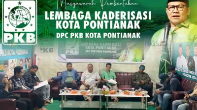 ahabat Bukhori, S.Pd.I secara resmi di tunjuk sebagai Ketua LKK DPC PKB Kota Pontianak.