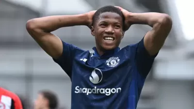 potret laga Manchester United Tumbang 3-4 dari Brentford dalam Laga Sengit