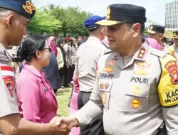 Kapolda Kalbar Pimpin Langsung Upacara Kenaikan Pangkat Personel Polri Awal 2025