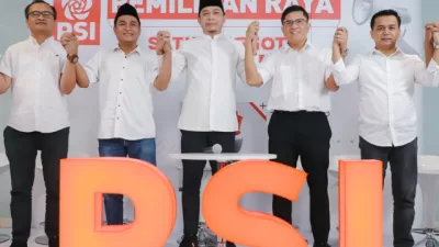 Agus Mulyono Herlambang, mantan Ketua Umum Pengurus Besar Pergerakan Mahasiswa Islam Indonesia (PB PMII) periode 2017–2021. Resmi mendaftarkan diri sebagai calon Ketua Umum Partai Solidaritas Indonesia (PSI).