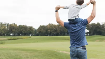 Mengenal Dua Momen Penghargaan untuk Ayah: Fathers’ Day dan Hari Ayah Nasional