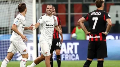 Cremonese kalahkan AC Milan 2-1 di San Siro. Baschirotto dan Bonazzoli jadi penentu, sementara Emil Audero tampil gemilang di bawah mistar.