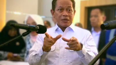 Menteri KLHK Hanif Faisol Nurofiq menyebut sudah ada enam perusahaan di Kalbar yang disegel karena diduga terlibat dalam karhutla.