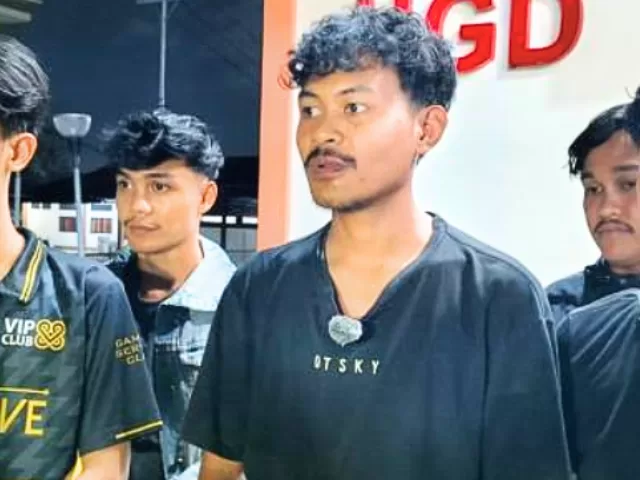 Demo mahasiswa di DPRD Kalbar ricuh