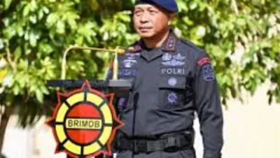 Kapolri mutasi 60 perwira Polri, termasuk Irjen Ramdani jadi Dankorbrimob. Rotasi ini bagian dari penyegaran organisasi dan penguatan kinerja institusi.