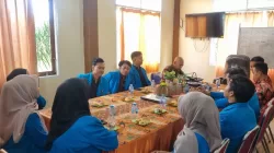 Acara penyerahan mahasiswa IAIN Pontianak untuk kegiatan Pengenalan Lapangan Persekolahan (PLP) 2 di SDIT Al-Karima Kalimantan Barat berlangsung dengan sambutan hangat.