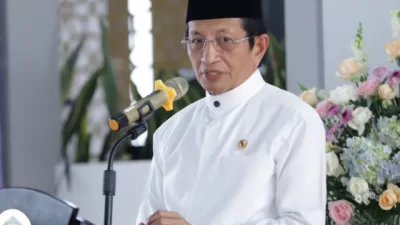Menag Nasaruddin Umar umumkan kenaikan tunjangan bagi 227 ribu guru non-PNS, peningkatan kuota PPG hingga 700%, serta pengangkatan 52 ribu guru honorer jadi PPPK.