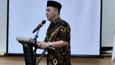 - Ketua DPW Partai Kebangkitan Bangsa (PKB) Kalimantan Barat, Mulyadi Tawik, M.E, menegaskan bahwa kader PKB harus menjadi teladan dalam menanamkan nilai-nilai toleransi dan persaudaraan lintas iman di tengah masyarakat majemuk.
