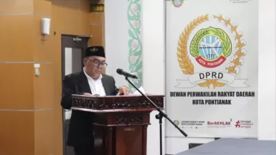 Anggota DPRD Pontianak, Rino Pandriya, minta Pertamina pastikan oli yang beredar di pasaran asli agar masyarakat tak dirugikan oleh oli palsu.