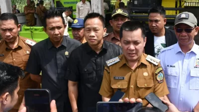 Pemkab Kayong Utara menerima bantuan Alsintan dari Kementerian Pertanian melalui Tani Merdeka Indonesia