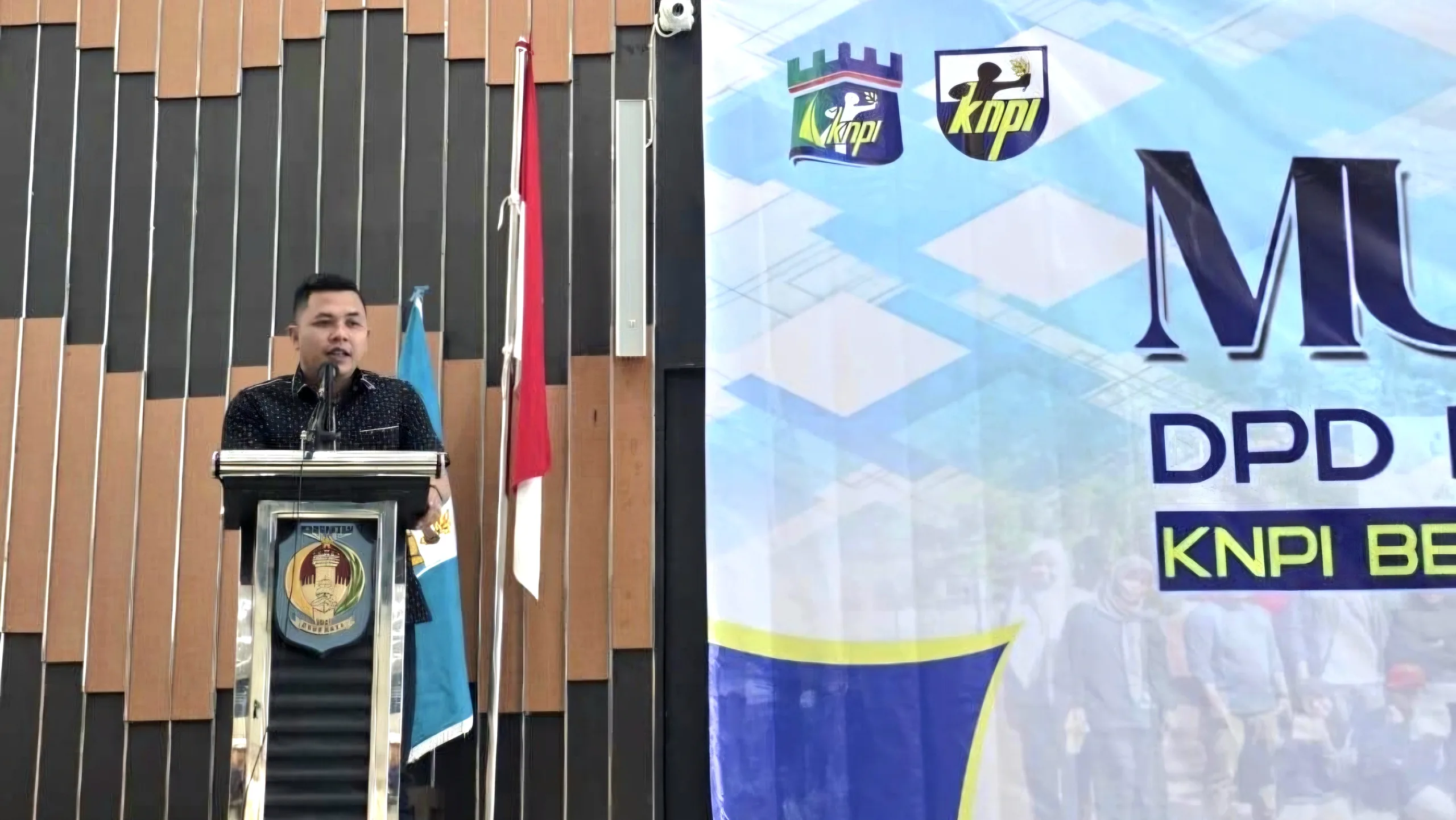 Derahman, S.Pd terpilih secara aklamasi sebagai Ketua DPD KNPI Kubu Raya periode 2026–2029 melalui Musda yang berlangsung kondusif dan penuh kebersamaan.