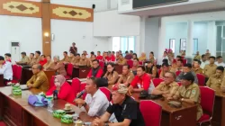 Ratusan Kades Kapuas Hulu Protes PMK Baru