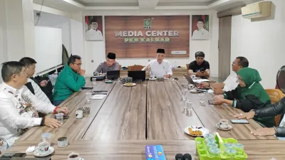 DPW PKB Kalbar membentuk Tim 5 Penataan Struktur DPC menjelang Muscab 2026. Tim ditegaskan bekerja profesional dan tanpa intervensi.