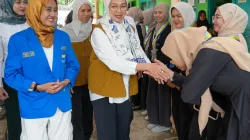 KOPRI PMII DIY Bersama Hj Rustini di Gunungkidul: Berbagi Ilmu, Perlengkapan Sekolah, Sembako, dan Sapi Kurban